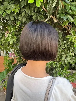 ショート 浦川 麗美のヘアスタイル