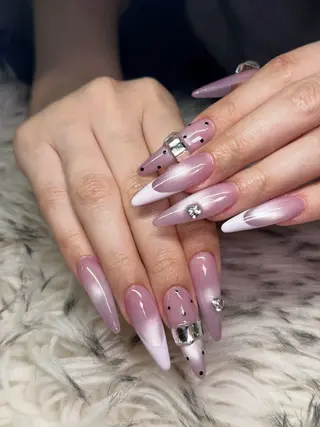 ネイル NAI L★ AYANOのネイルデザイン