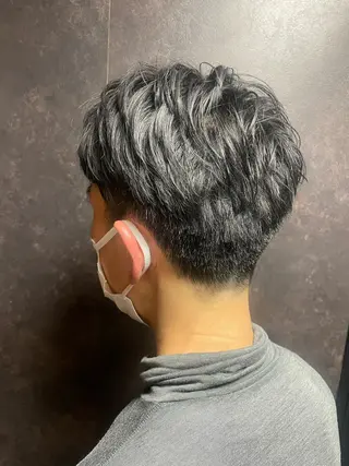 ミディアム 時野谷 心のヘアスタイル