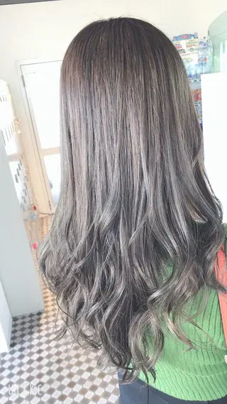 ロング カラー 🫧🕊️かたやま さきこ🕊️🫧のヘアスタイル
