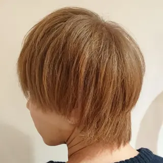 メンズ カラー ブリーチ/ヘアケア/ 艶髪/イギチハルのヘアスタイル