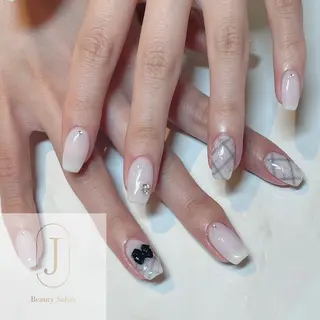 ネイル Nail Salon Luna.RINAのネイルデザイン