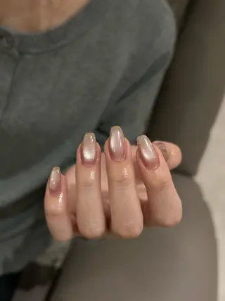 ネイル DEEokazaki momona.Gのネイルデザイン