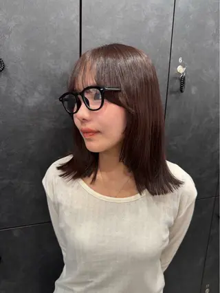 ミディアム カラー 藤原 凜香のヘアスタイル
