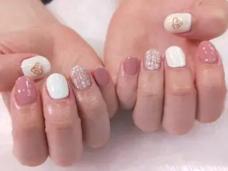 ネイル はばすみれ🎀ﾈｲﾙ 光ﾌｪｲｼｬﾙ ﾍｱのネイルデザイン