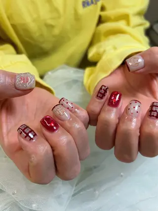 ネイル takara nail所属・takara射水高岡 マグネット韓国ポップのネイルデザイン