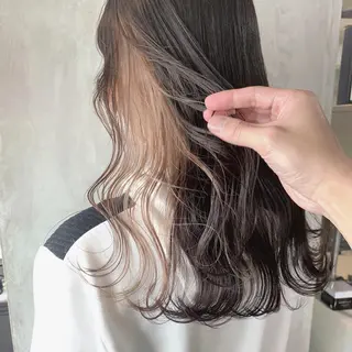 ロング カラー なかの たくみのヘアスタイル