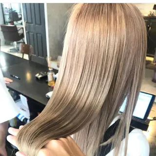 ロング カラー シンカ 表参道のヘアスタイル