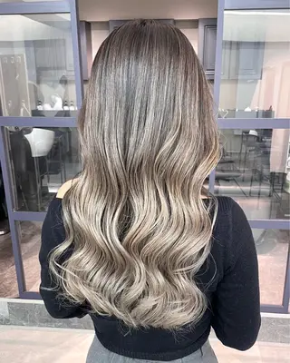 ロング カラー 奥山義進/大宮 /ダブルカラーのヘアスタイル