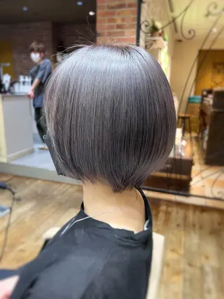 ショート カラー 💍新宿ショート 💍岩田莉奈のヘアスタイル
