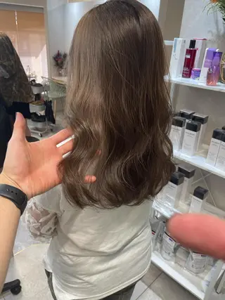 ミディアム 早瀬裕之 パーマのヘアスタイル