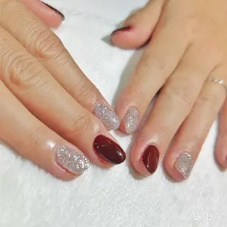 ネイル 永井 若菜のヘアスタイル