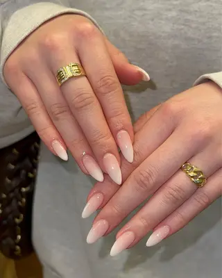 ネイル Nes.Nail所属・Miyagi Asamiのネイルデザイン