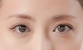 マツエク・マツパ よしもと りんの眉毛・アイブロウイメージ