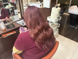カラー レイヤー×垢抜け/ ハイトーン/朝倉友香のヘアスタイル