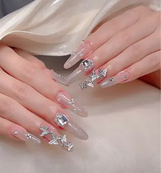 ネイル D-BEAUTY Nailsalonのネイルデザイン