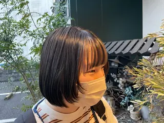 ショート カラー 山下 襟華のヘアスタイル