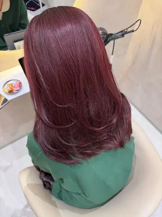 ミディアム 酸性ストレート 青木優磨のヘアスタイル