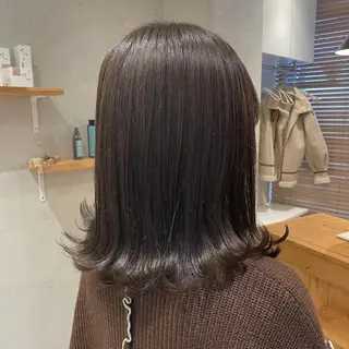 ミディアム カラー 外山 実咲のヘアスタイル