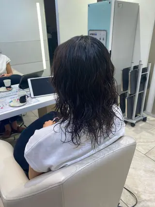 セミロング パーマ ナチュラル艶カラー 🤎maoのヘアスタイル