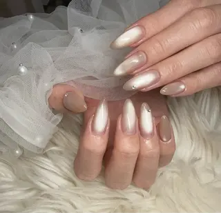 ネイル &ME ネイルサロンのネイルデザイン