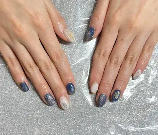 ネイル VIERU 🌈🎀💖のネイルデザイン