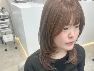 ミディアム 透明感×艶髪/ 韓国レイヤー／MIOのヘアスタイル
