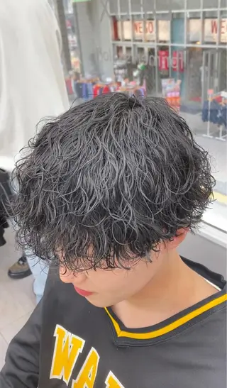 パーマ メンズ シャドウパーマ/ 波巻パーマYu-Kiのヘアスタイル