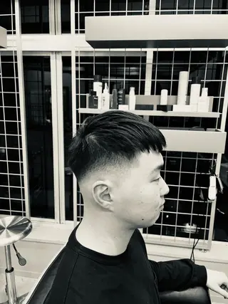 メンズ 池袋メンズパーマ フェード純平のヘアスタイル