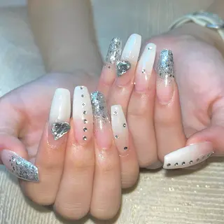 ネイル 横浜Nailist 𝜗𝜚春菜のネイルデザイン