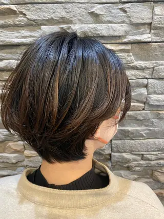 ショート 山浦 貴恵のヘアスタイル