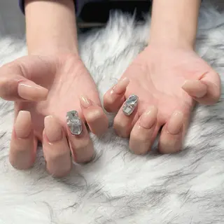 ミディアム mao .のネイルデザイン