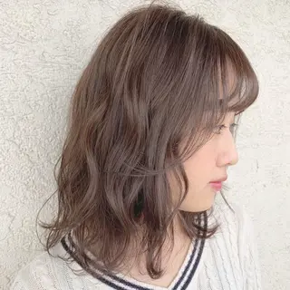 ミディアム カラー 艶髪・酸性ストレート フリツのヘアスタイル