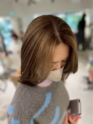 セミロング UNBIRTHDAY akariのヘアスタイル