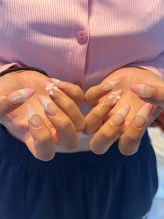 ネイル 小林 菜実のネイルデザイン