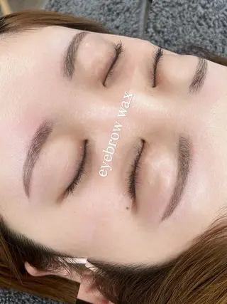 アイブロウ KURUN ami.⋆𝜗𝜚のマツエク・マツパデザイン