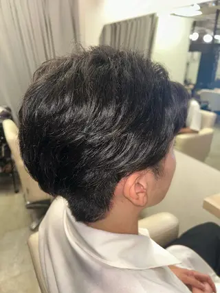 ショート パーマ メンズ 縮毛•ハイトーン ・着付け Runaのヘアスタイル