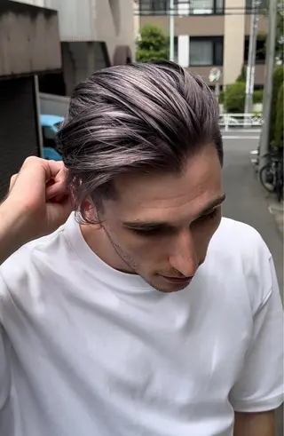 ショート カラー REMMA 外国人風メンズヘアのヘアスタイル