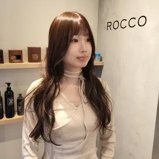 カラー HINAKO/ ROCCOのヘアスタイル