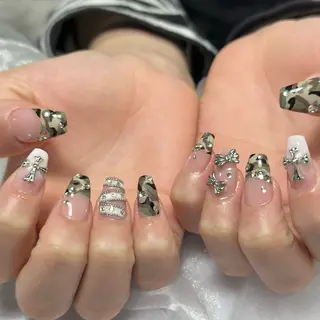 ネイル 石﨑 利祥のネイルデザイン