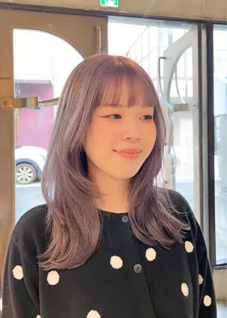 ミディアム カラー 似合わせベージュ 🍯ayumi🍯のヘアスタイル