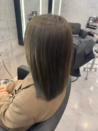 カラー 👽伊藤 幹恭のヘアスタイル