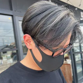 ショート カラー メンズ 岸下 理緒のヘアスタイル