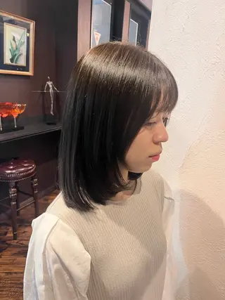 ミディアム カラー ヘアアレンジ 境 あいみのヘアスタイル