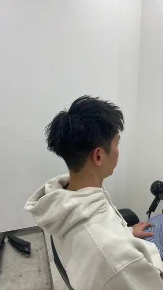 ショート パーマ メンズ 小山内 陸のヘアスタイル