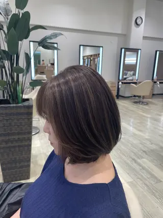 ミディアム 田中 あかりのヘアスタイル