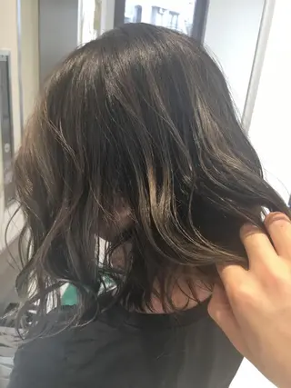 ショート カラー 店長 小池アキトのヘアスタイル