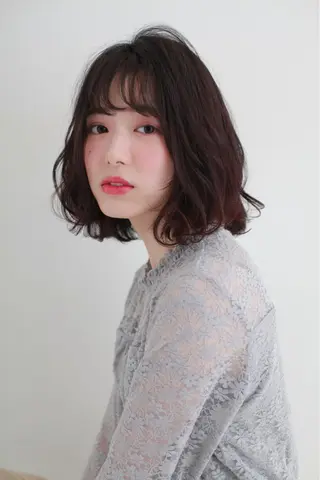 ミディアム 髪質改善\酸熱TR カット【店長】のヘアスタイル