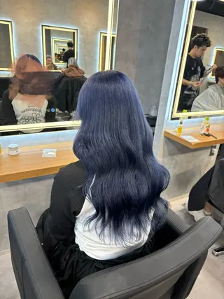 ロング カラー パーマ ヘアアレンジ 透明感ブリーチカラー 🌈TOMOHIROのヘアスタイル