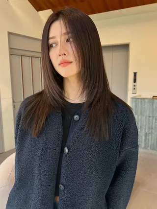 セミロング 顔まわりカット/透け カラー/Memi🎀のヘアスタイル